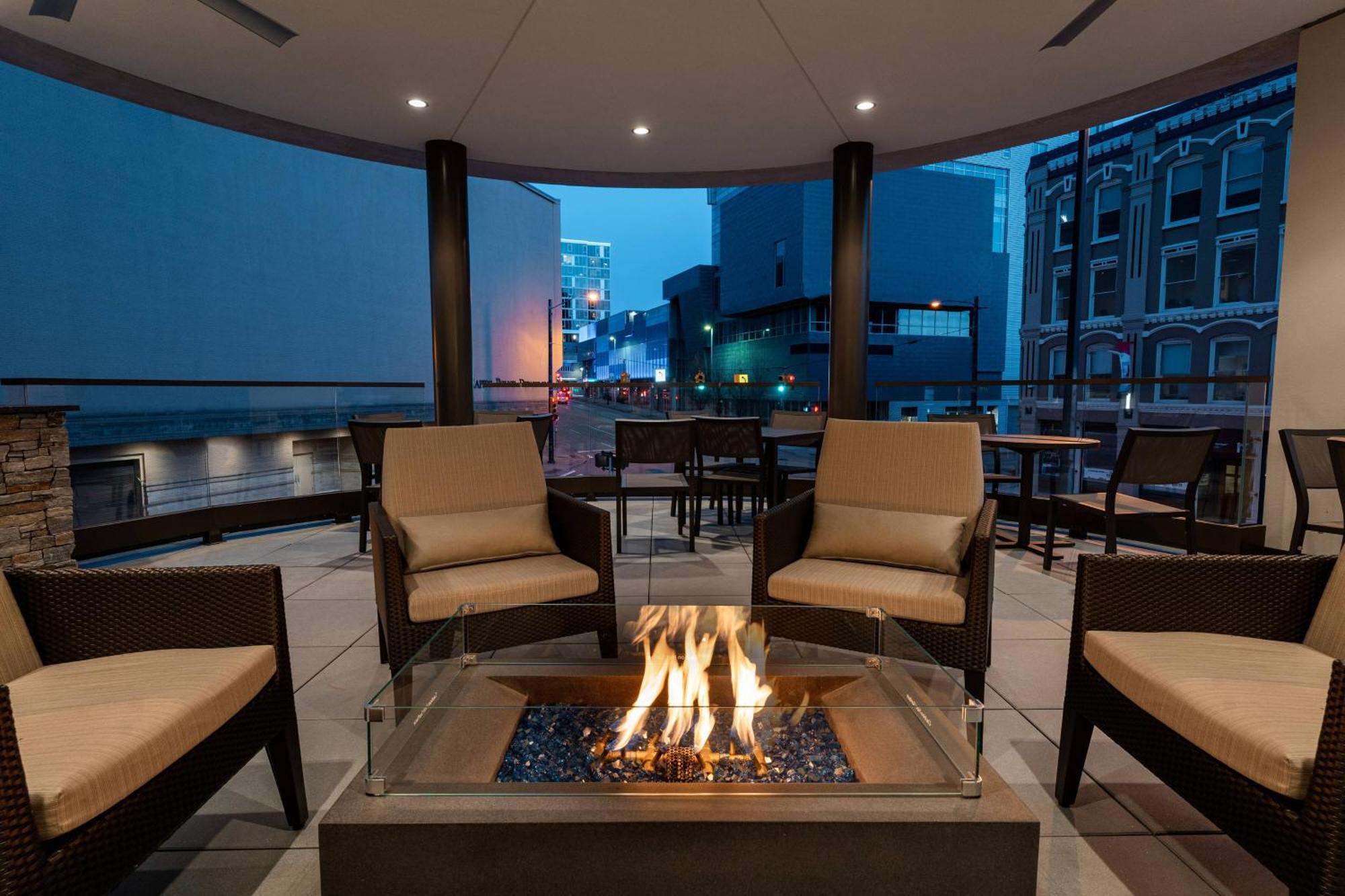 Residence Inn By Marriott Grand Rapids Downtown Εξωτερικό φωτογραφία
